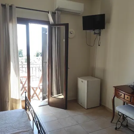 Ξενοδοχείο Mylos 2*