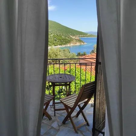 Mylos 2* Τρίκερι